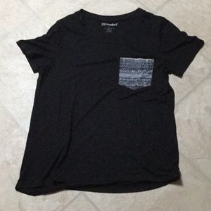 Black tee with printed pocket